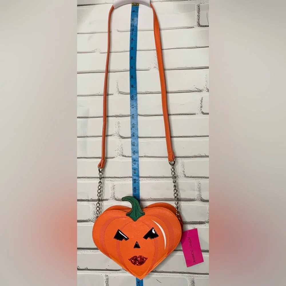 Betsey Johnson Kitsch Crossbody Pumpkin Bag Orange XOGINGER NWT - Picture 5 of 12